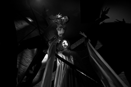 Hysterie im Nonchalance, Still