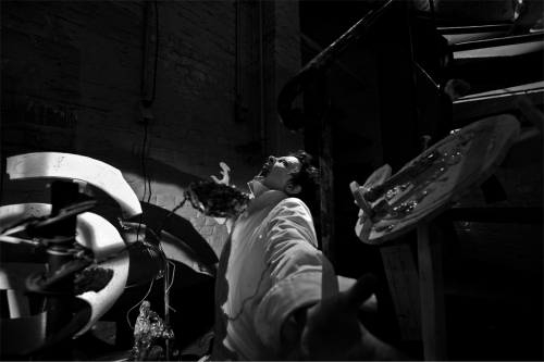 Hysterie im Nonchalance, Still