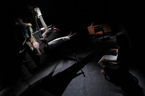 Das Ungetüm, Video Still